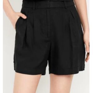 Old Navy Black High-Waist Pleated Women’s Shorts